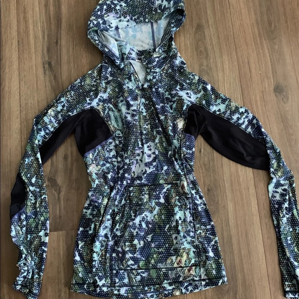 Lululemon run half zip
